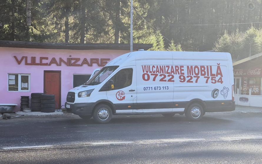 Autoutilitara de vulcanizare mobilă — 0722 927 754 — în fața atelierului de pe DN1