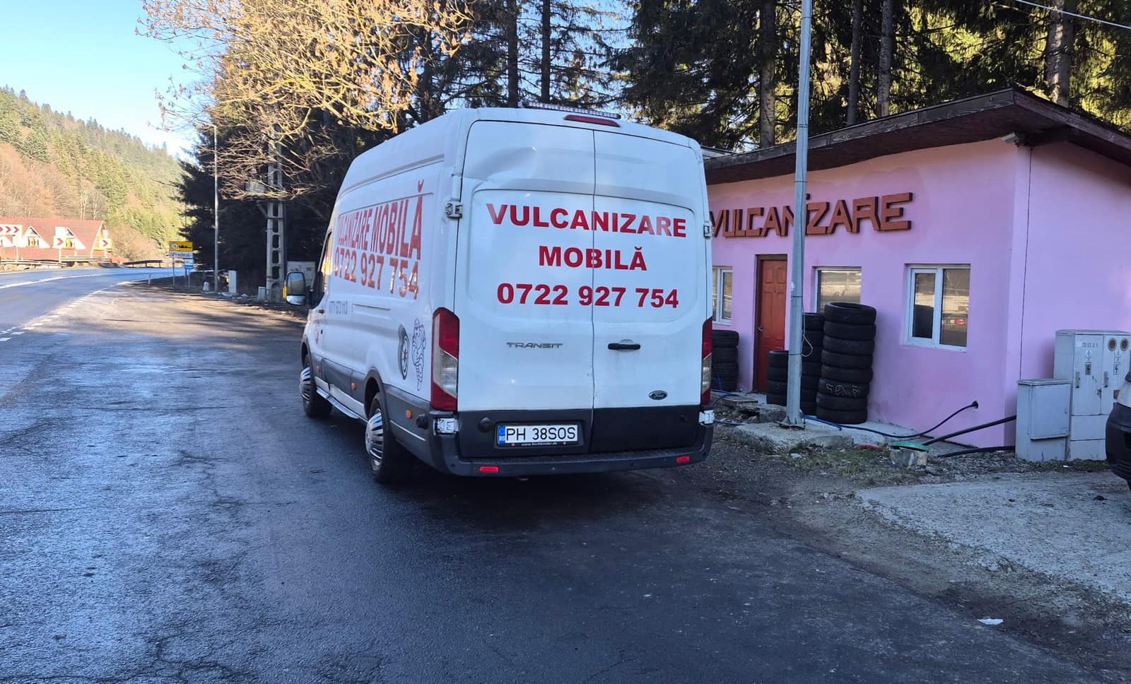 Autoutilitara de vulcanizare mobilă la baza de pe DN1 Km 138+750, Predeal